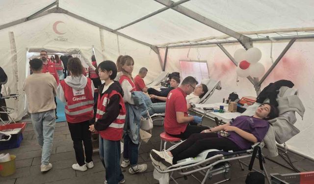 8 saatte 174 kişi kan bağışında bulundu