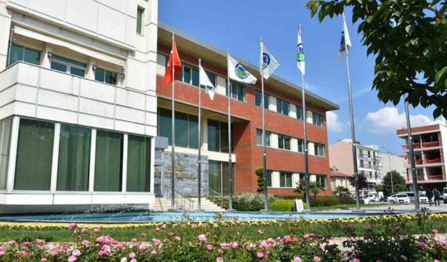 Belediyenin 2024 yılı bütçesi açık verdi