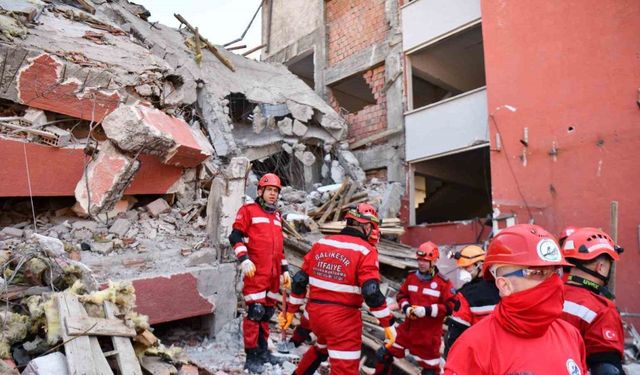İtfaiyeler doğal afetlere karşı teyakkuzda