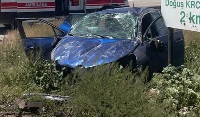 Takla atan araçta 2 kişi yaralandı