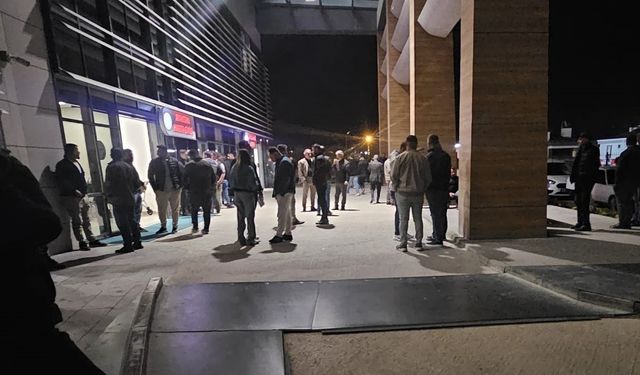 Yaşanan kavgada 3 kişi ağır yaralandı