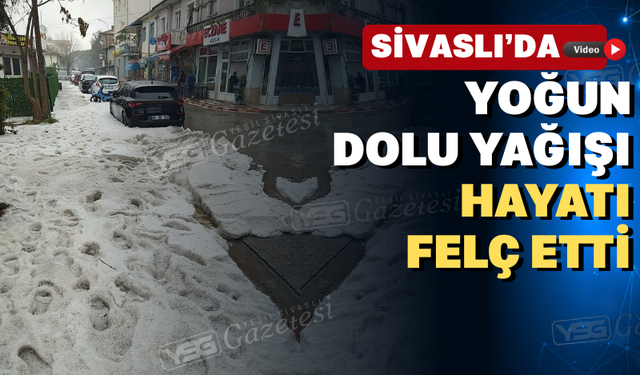 Sivaslı’ya kar değil dolu yağdı