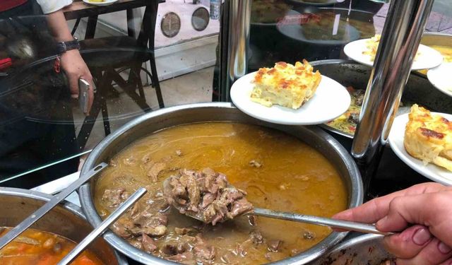 Kurban Bayramı’nda uzmanından dengeli beslenme ve egzersiz uyarısı