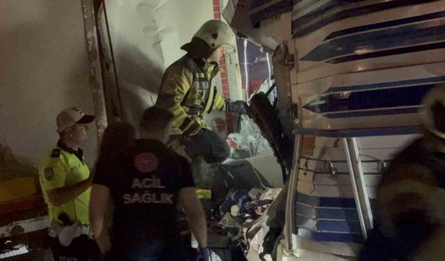 3 araçlı zincirleme kazada 1 kişi öldü