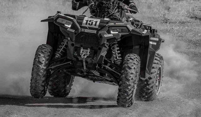 ATV sporcusu Hasan Yatgın ağaça çarparak  hayatını kaybetti