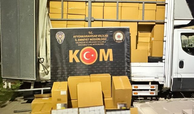 Kamyonette 4 milyona yakın sahte bandrollü makaron ele geçirdi