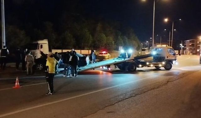 Kavşakta kaza: 5 yaralı