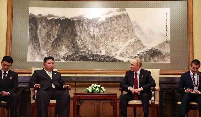 Rusya Devlet Başkanı Putin, Kuzey Kore lideri Kim ile bir araya geldi