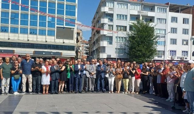 CHP'nin 102. kuruluş yıl dönümü Uşak’ta kutlandı