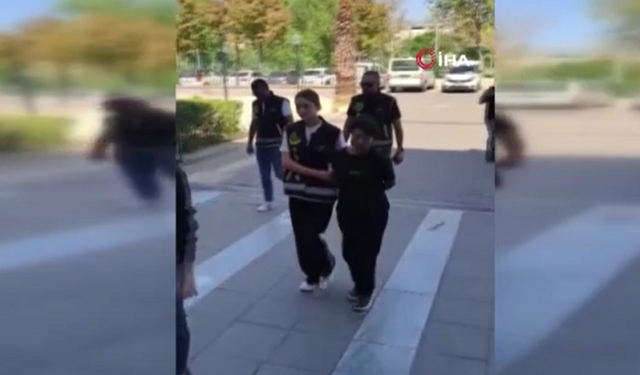 2 aylık kız kardeşini yastıkla boğarak öldürmüştü.