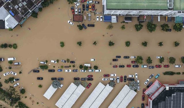 Sel felaketinde ölü sayısı 43'e yükseldi