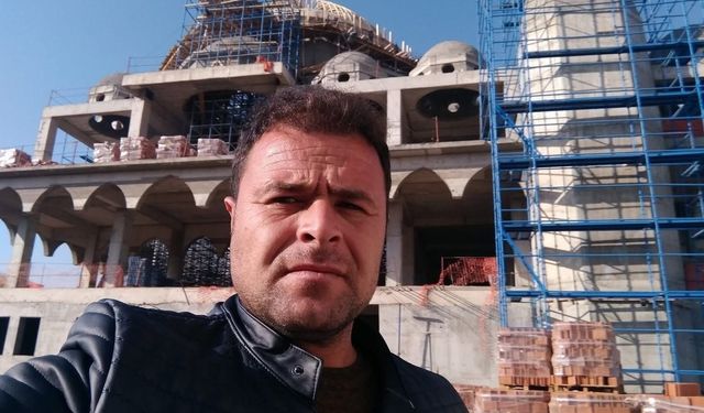 Camii yapımında iskeleden düşen işçi hayatını kaybetti