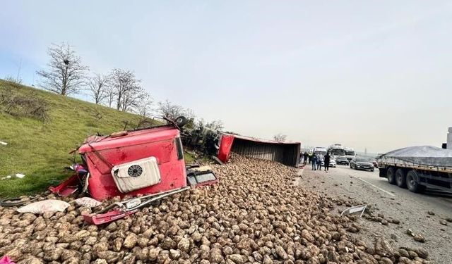 Tır kazasında acı haber: 1 ölü, 3 yaralı