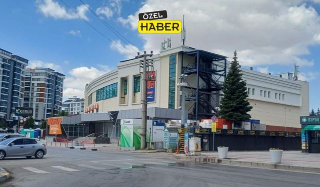 Uşaklılar 22 Yıl Sonra Karun AVM’siz Yılbaşı Kutlayacak