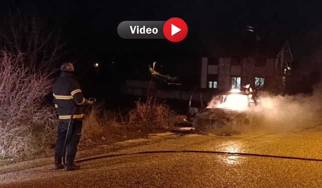 Uşak’ta 2025 Yılının Son Araç Yangını