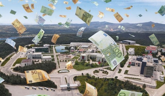 Uşak Üniversitesi Yeni Rektörü 3 milyar TL ile görevine başlıyor