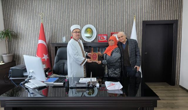 Uşak’a Gelen Taylandlı Suepsa Müslüman Oldu