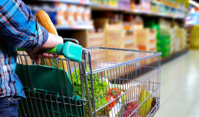 Kasım ayında 24 market ürününün fiyatı düştü