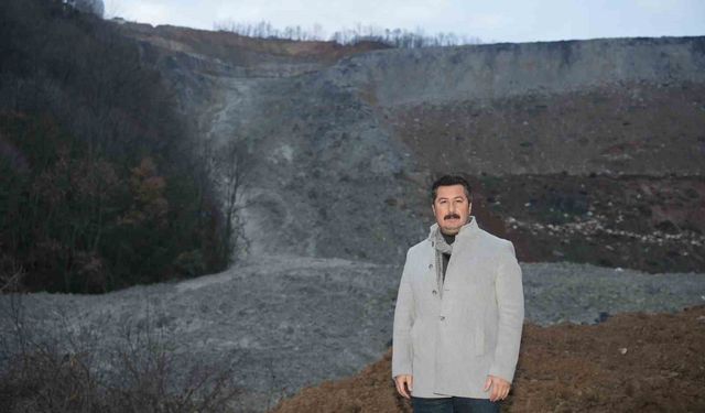 Atık barajı çöktü binlerce ton kimyasal atık doğaya karıştı