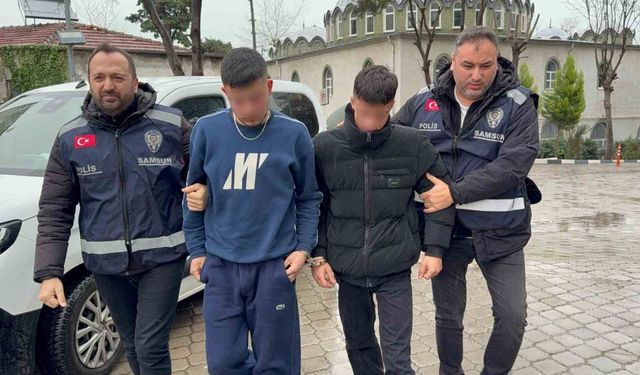 Kız meselesinde kan döküldü 2 kişi yaralandı