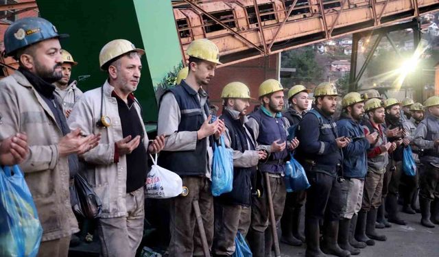 Maden ocağında hayatını kaybeden 8 işçi için dualar okundu