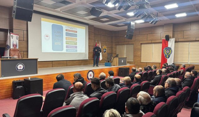 Uşak’ta El Yapımı Patlayıcılar Hakkında Bilgilendirme Toplantısı Yapıldı