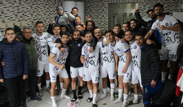 Uşak’ta Eşme Belediyespor rakibine acımadı