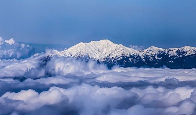 Uşak ve Kütahya çevrecilerin Murat Dağı zaferi