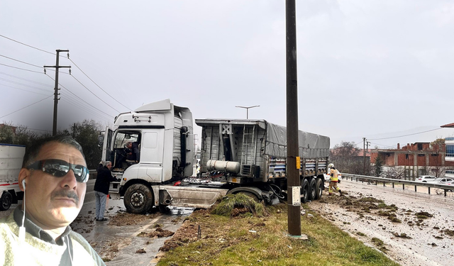 Uşaklı Tır sürücüsü direksiyon hakimiyetini kaybetti