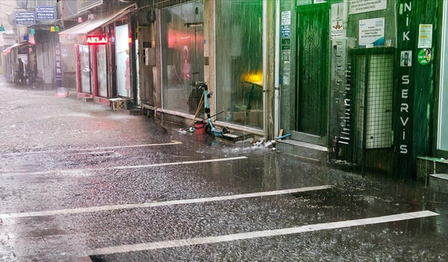 Uşak'ta metrekareye ortalama 20 kilogram yağış düştü