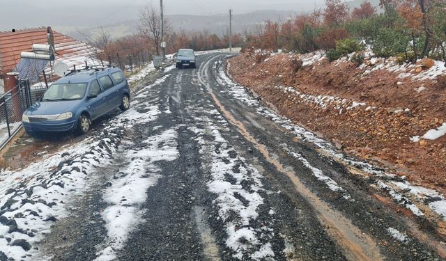 Uşaklı Vatandaş’tan Yol İsyanı