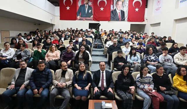 Uşak'ta Fatih-Harbiye Yarışması: Aileler Okuyor!