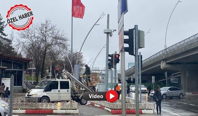 Uşak Dörtyol’daki MOBESE kamerası onarılıyor