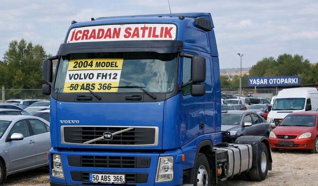 İcradan satılık 2004 model çekici kamyon