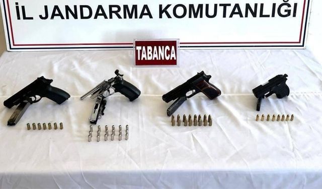 Eşme’de Jandarmadan Silah Operasyonu