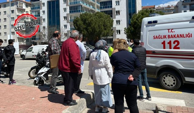 Uşak’ta İlkokul Önünde Korkutan Kaza