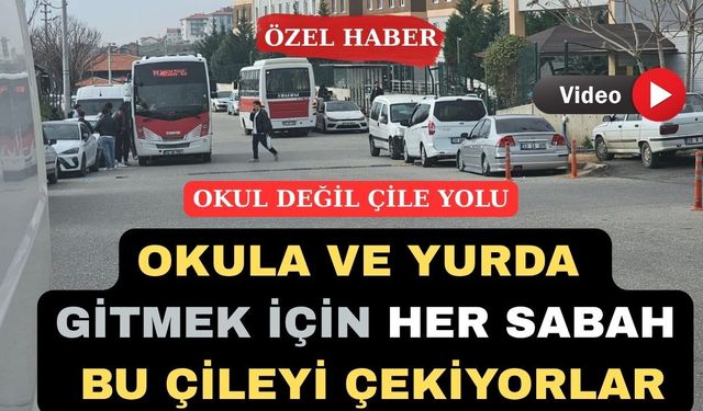 Uşak’ta Bu Yol Öğrencilerin ve Öğretmenlerin Çilesi
