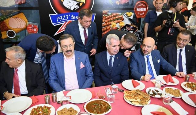 Antalya’da Düzenlenen ‘YÖREX’TE Uşak Damga Vurdu