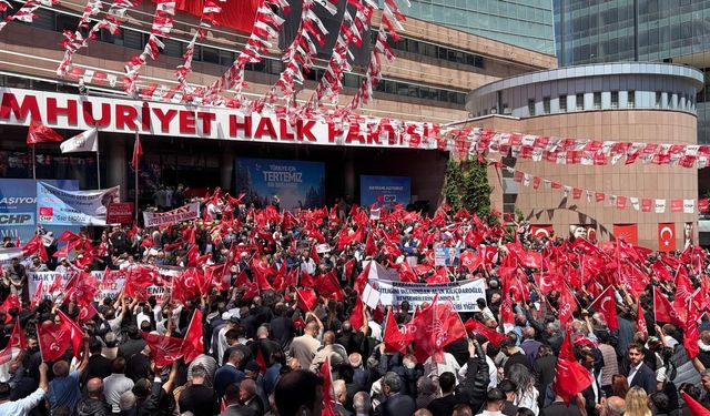 Kılıçdaroğlu; “Uşak Belediyesi'nde rüşvet ve talan” dedi
