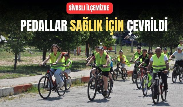 Uşak’ın Sivaslı ilçesinde Yeşilay Bisiklet Turu Düzenlendi