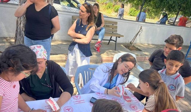Uşak Sağlık Müdürlüğü’nden Sivaslı’da Çocuklara Sağlık Eğitimi
