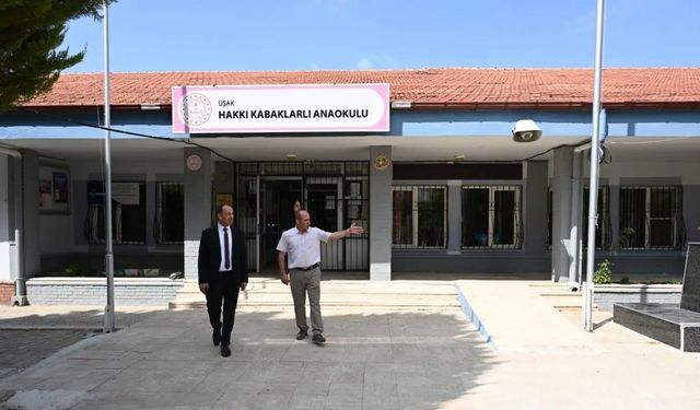 Halil Yücel Uşak Okullarındaki Hazırlıkları Yerinde İnceledi