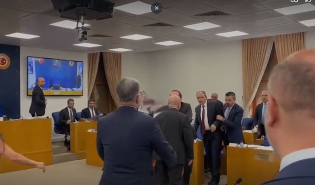 Uşak ve Samsun Milletvekilleri Az Daha Yumruk Yumruğa Girişiyorlardı