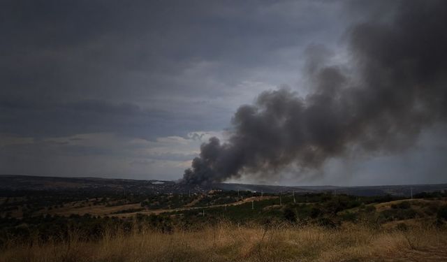 Eşme’de Orman Yangınına Gece Boyunca Müdahale Sürüyor