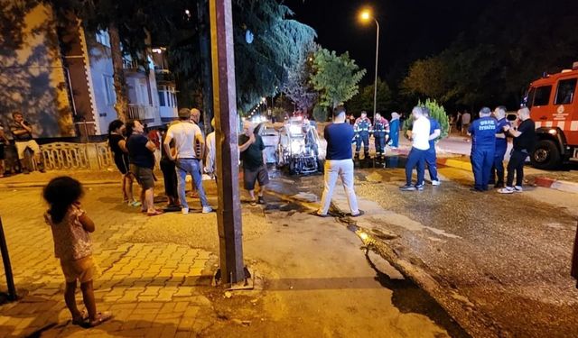 Uşak'ta Elektrikli Bisiklet Alevlere Teslim Oldu
