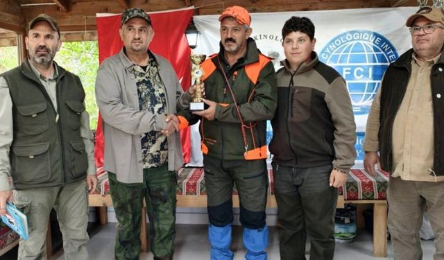 Uşak’ta Düzenlenen Avcı ve Köpeği Yarışmasında Milli Takım Seçmeleri Yapıldı