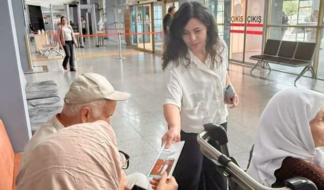 Uşak Eğitim ve Araştırma Hastanesi’nde Alzheimer Farkındalık Etkinliği