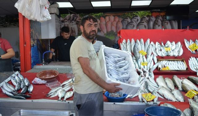Uşak Balık Pazarı’nda Durgunluk Var