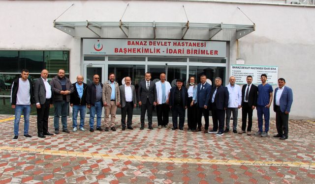 Banaz Devlet Hastanesi’ne Hayırsever Desteği: Necati Özcan’a Plaket Takdim Edildi