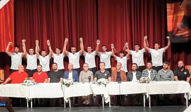 Uşak Basket Yeni Sezona “Merhaba” dedi